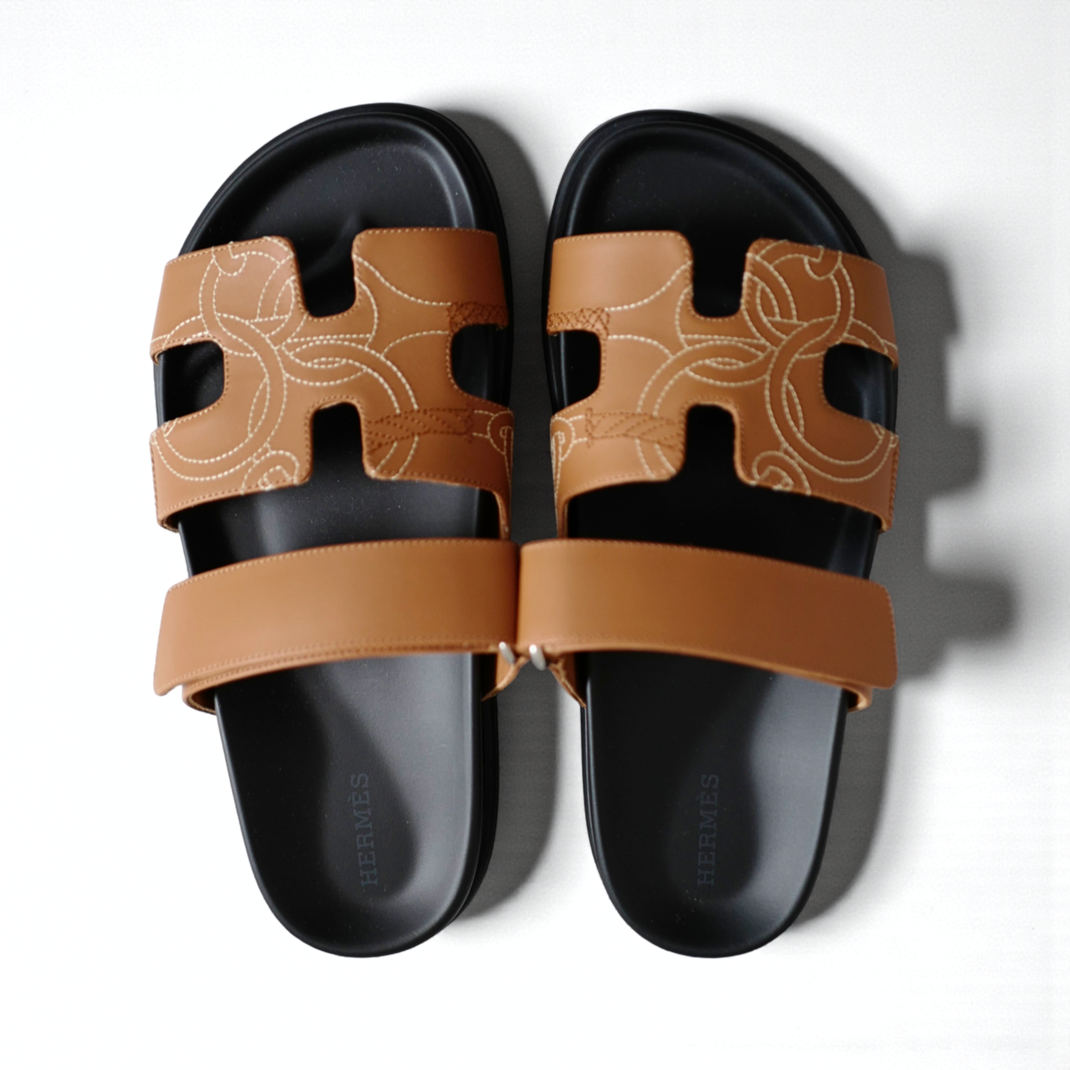 Hermès Chypre Sandal Naturel Panoplie Equestre Embroidered Calfskin Size 38