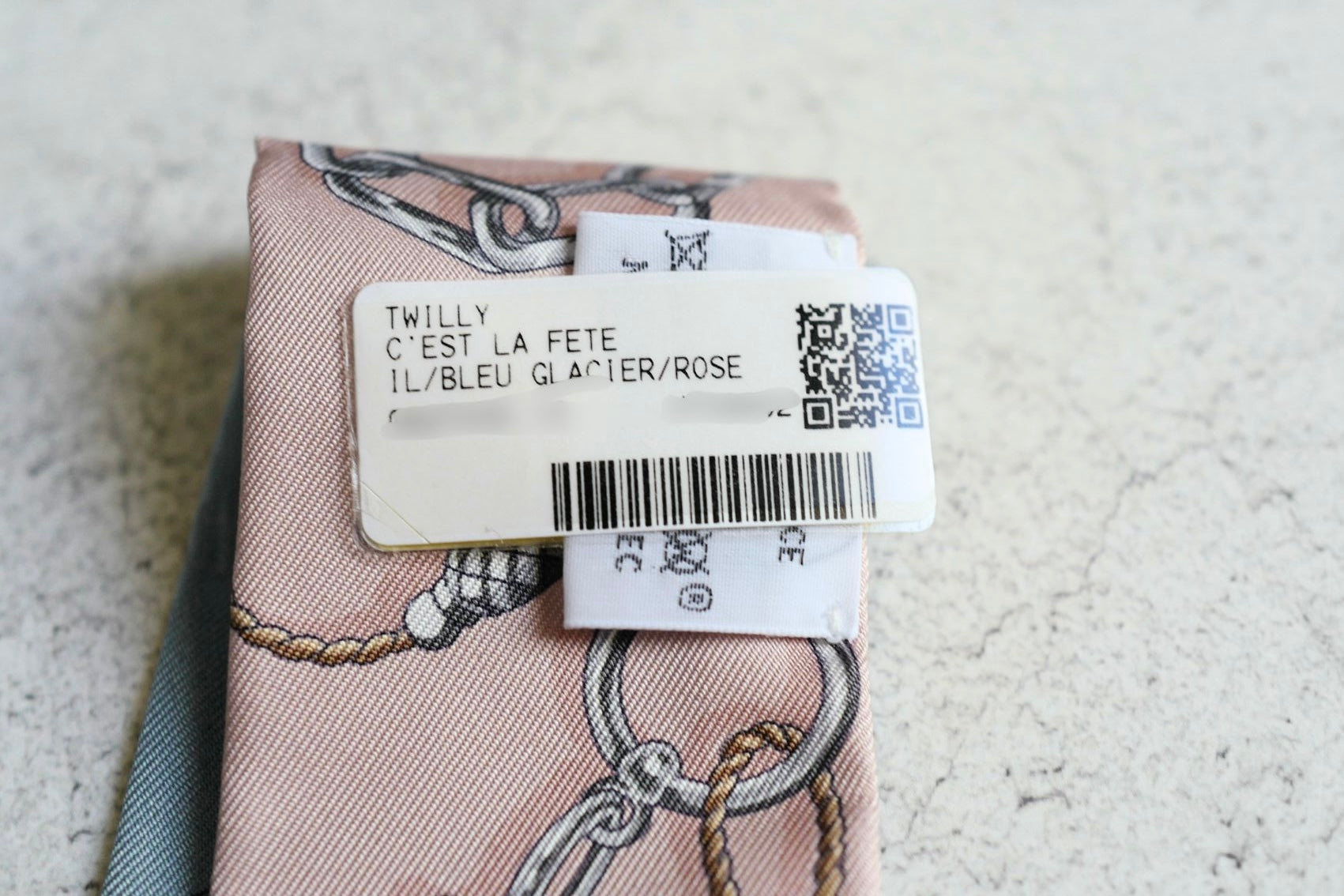 Hermès Twilly C’est La Fête Bleu Glacier / Rose Poudre / Gris 100% Silk Twill