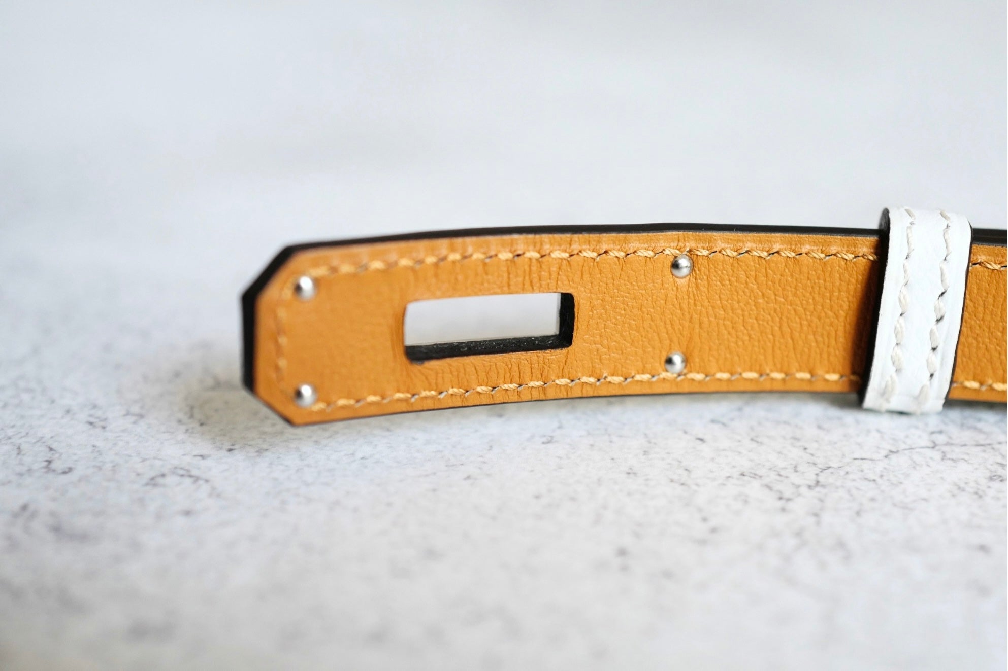 Hermès Kelly 18 Belt White Epsom Calfskin PHW