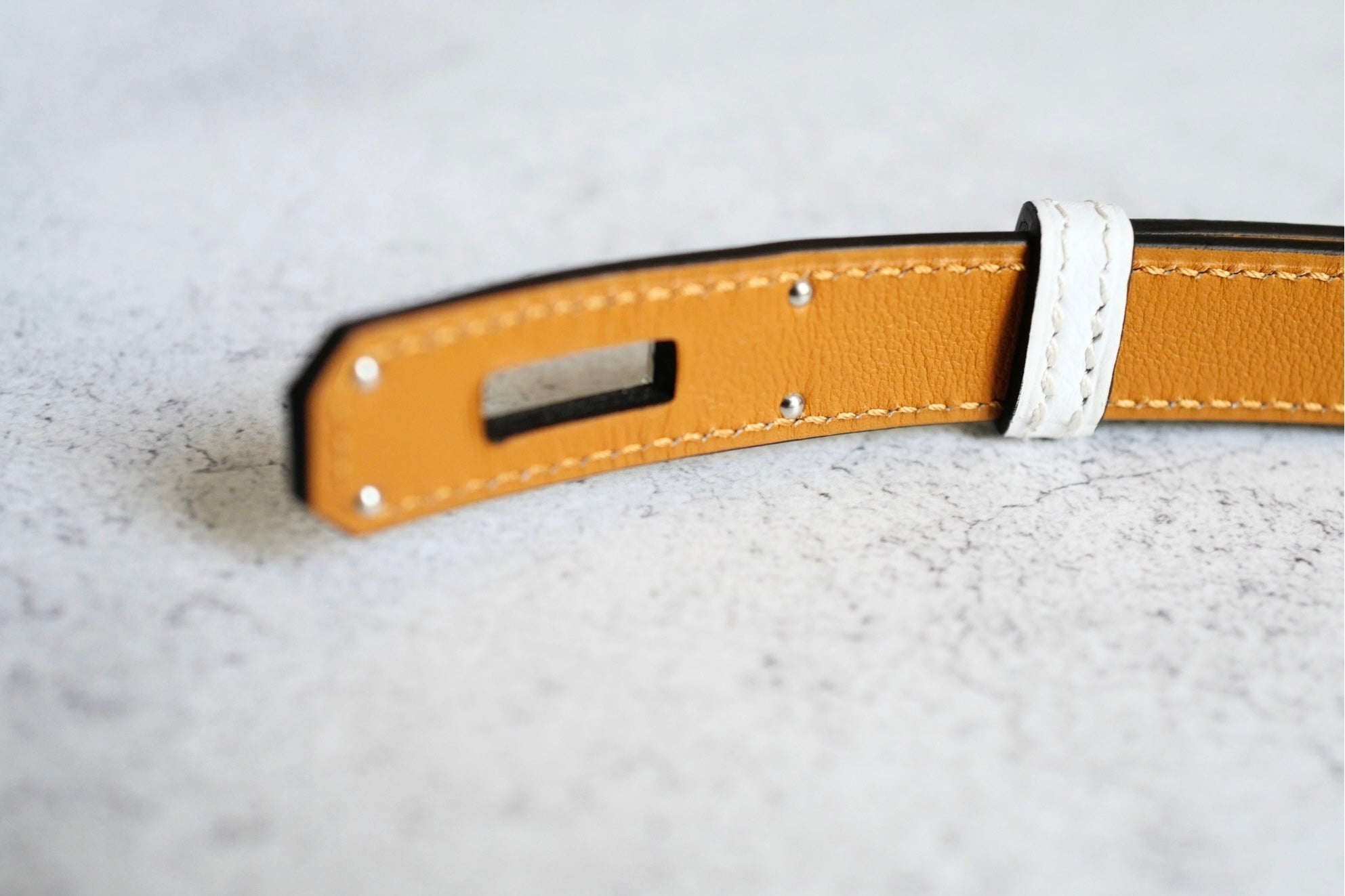 Hermès Kelly 18 Belt White Epsom Calfskin PHW