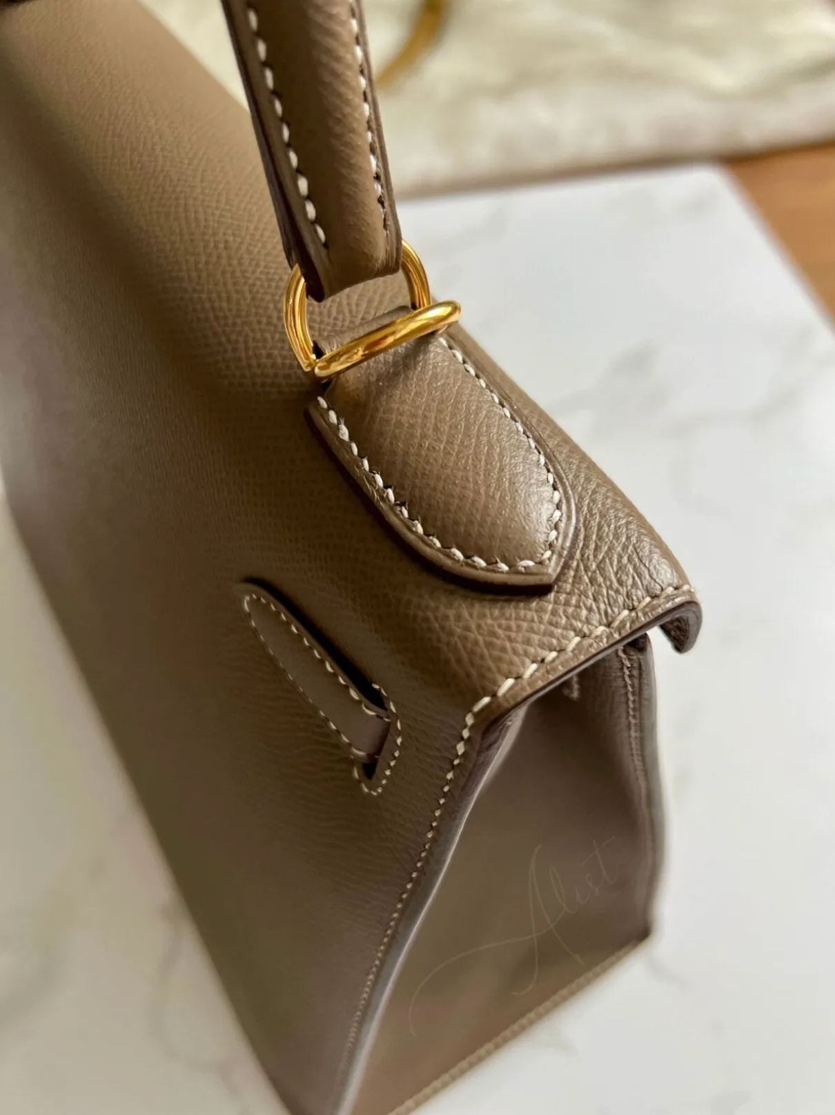 Hermes Kelly 28 Etoupe Sellier Epsom Gold HW C Stamp 2019