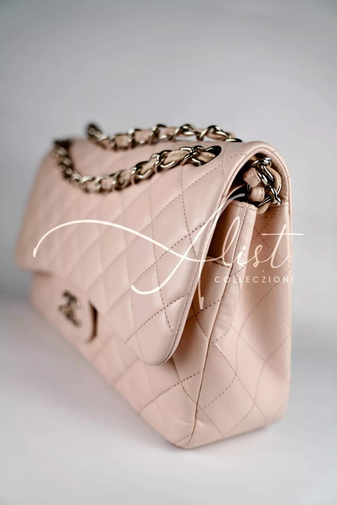 Preowned Chanel Jumbo Classic Flap in Baby Pink Rose Clair Lambskin #13