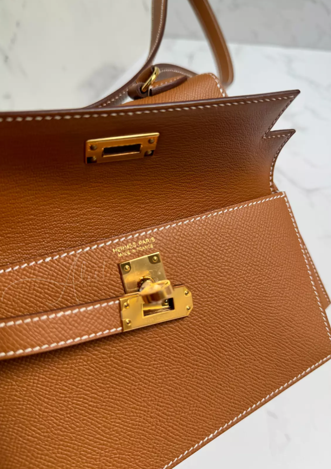 BNIB Hermes Kelly En Desordre Gold Epsom Gold HW B Stamp Limited Edition