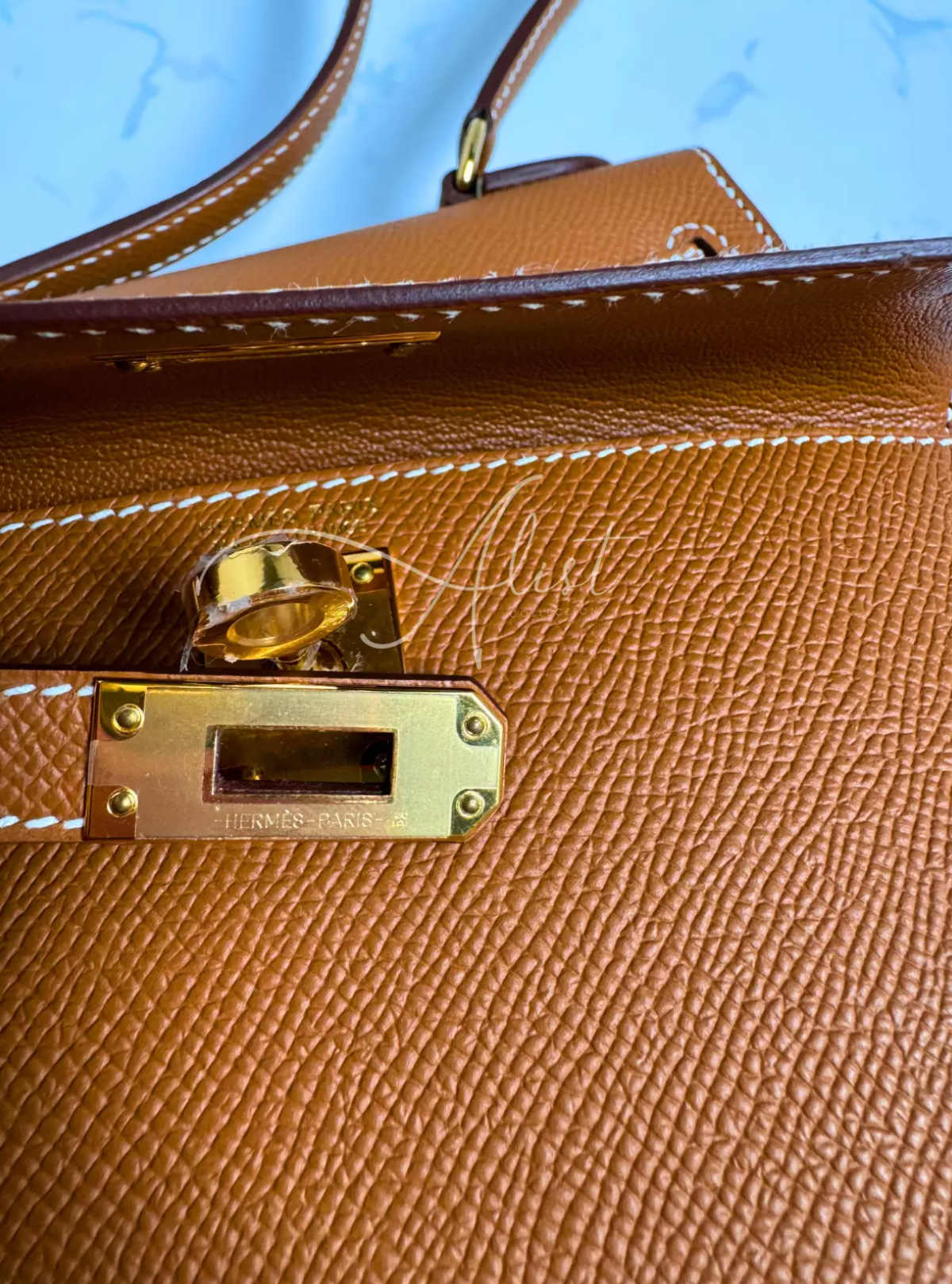 BNIB Hermes Kelly En Desordre Gold Epsom Gold HW B Stamp Limited Edition