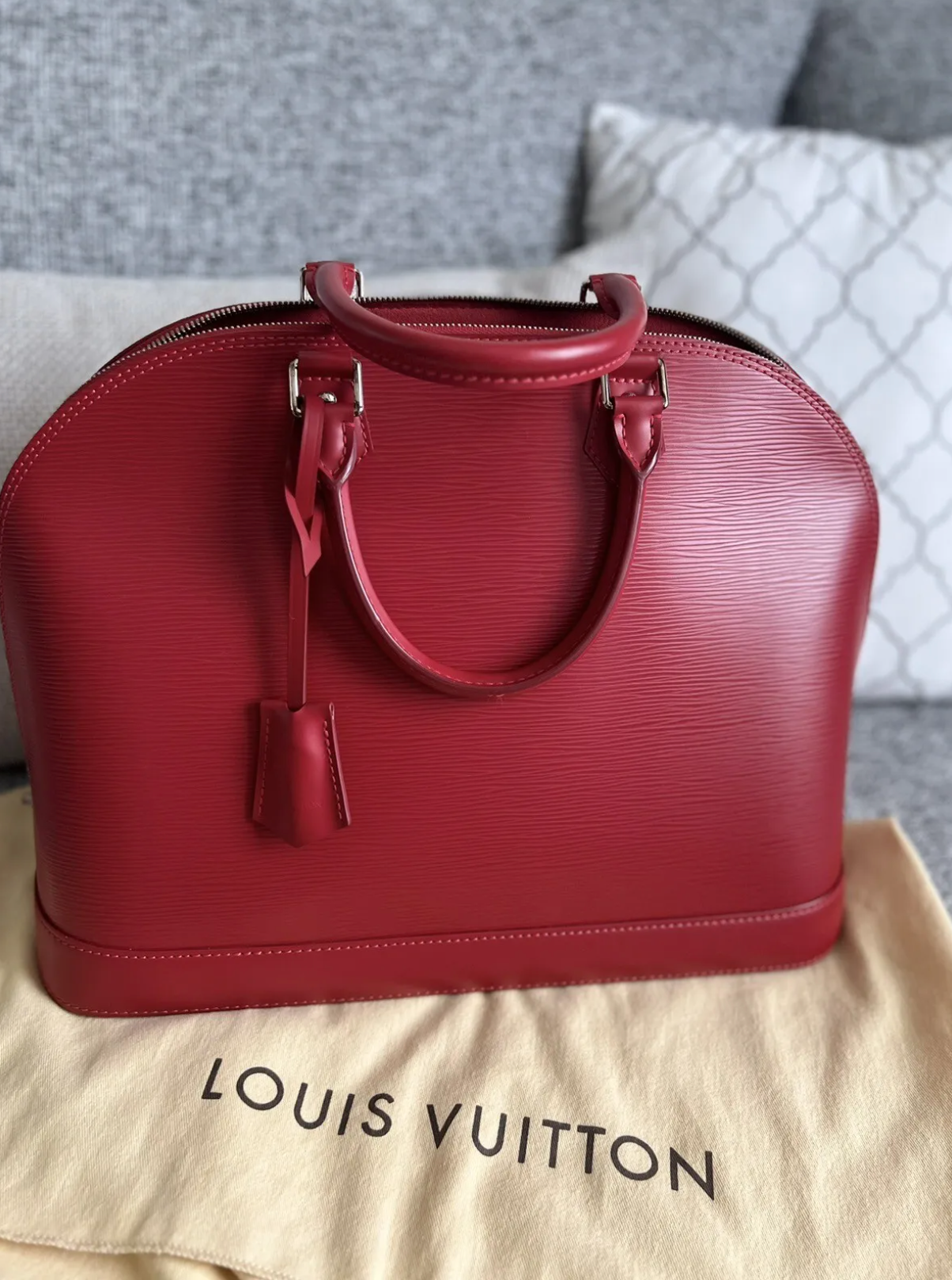 Louis Vuitton Epi Leather Alma GM Satchel In Fucshia Top Handle Bag