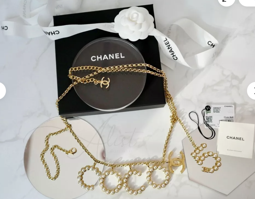 BNIB Chanel 24S Chain Belt with COCO & No 5 Pendant in Gold & Pearly White 85