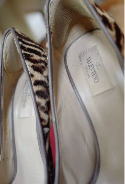 Preowned Valentino Heels Leopard Print size 37