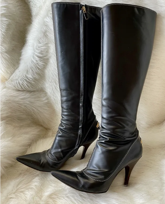 Louis Vuitton Leather Knee High Boots in Black size 36.5 Preowned