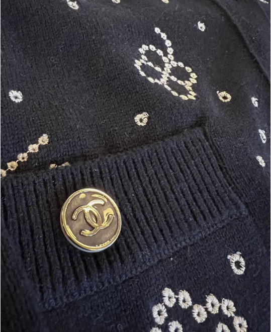 Chanel Cardigan CC Logo 23S Dark Navy Blue Size 34