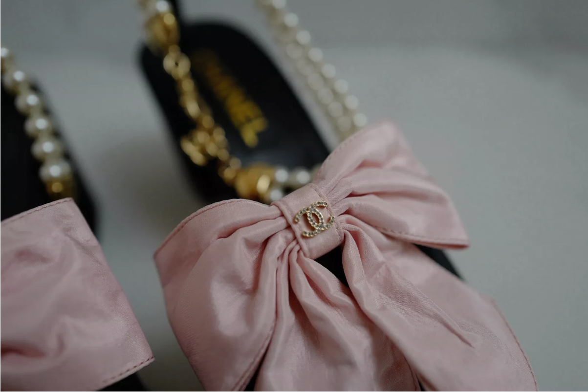 BNIB Chanel 24A Pink Bow Heels with Pearl Strap size 37.5