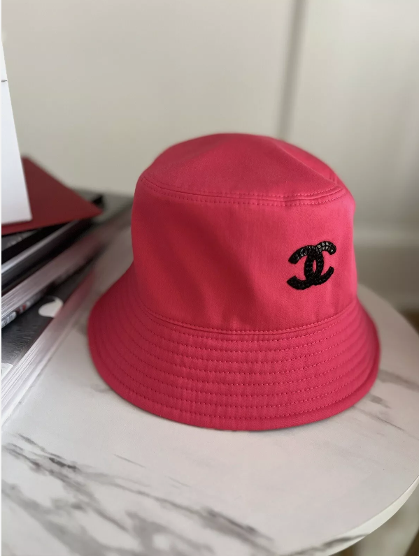 Chanel 24S Bucket Hat Reversible Pink CC Logo NEW (2 Ways To Style This Hat!!)