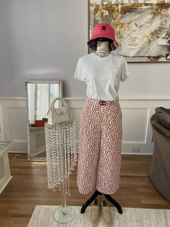 Chanel 24S Bucket Hat Reversible Pink CC Logo NEW (2 Ways To Style This Hat!!)