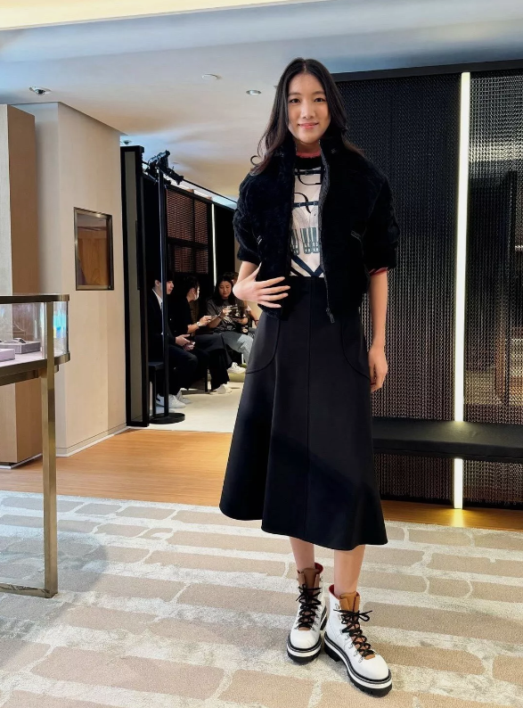 BNIB Hermes Evasee Jupe Milano Preppy Skirt in Noir Black Size 36 Over $3K