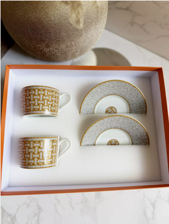 Hermes Mosaique au 24 gold tea cup and saucer 2 pairs