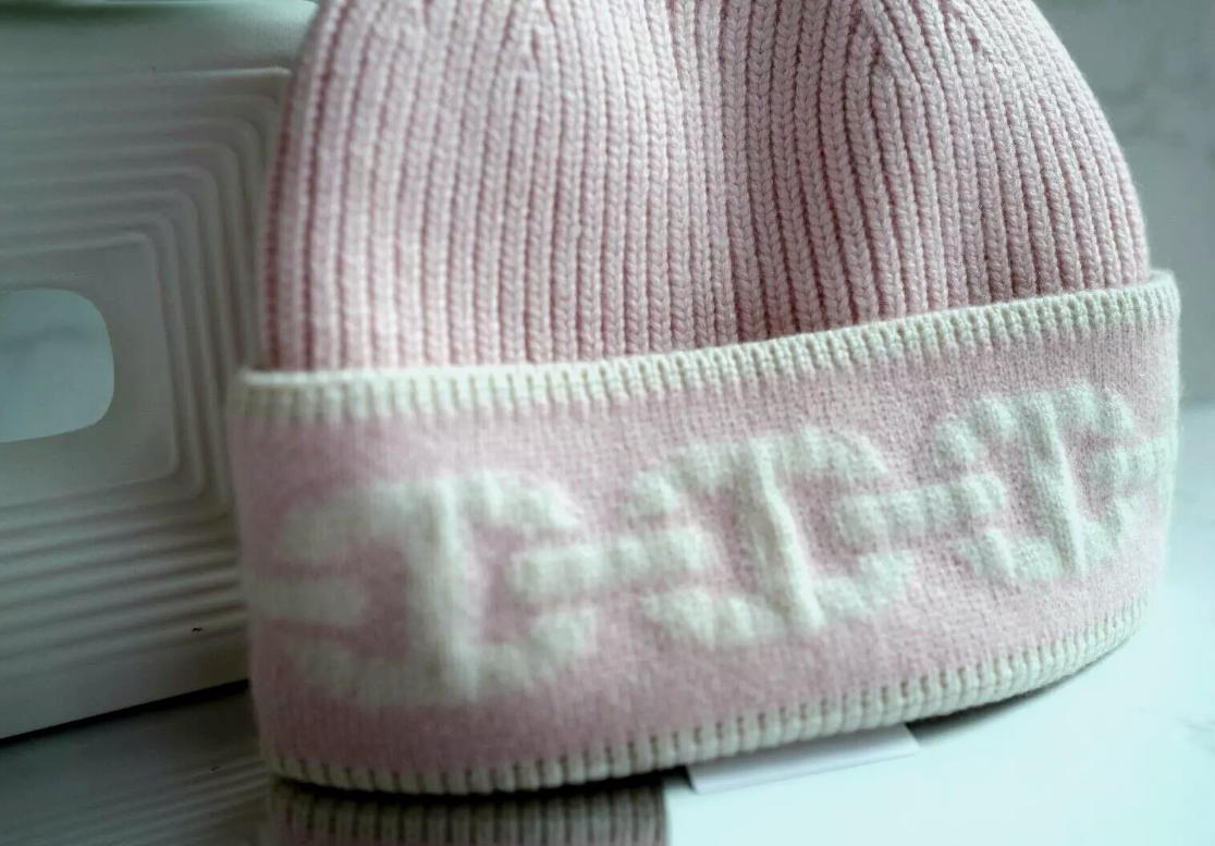 BNIB Hermes Heaven Beanie Cashmere Knit Me SM PO Rose Poudre/Ecru NEW