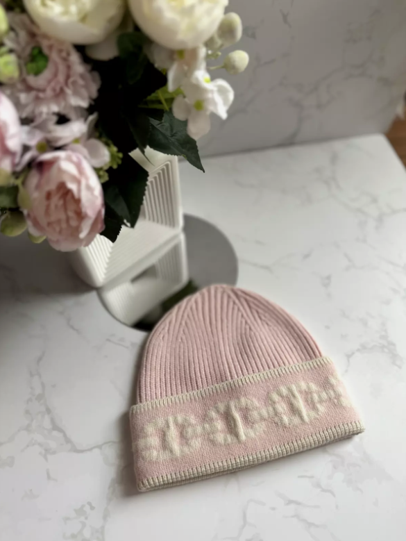 BNIB Hermes Heaven Beanie Cashmere Knit Me SM PO Rose Poudre/Ecru NEW