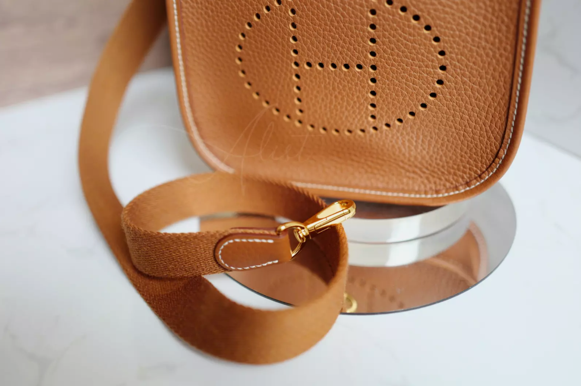 BNIB Hermes Mini Evelyne 16 Amazone  Clemencebull calfskin/wooly ac gold