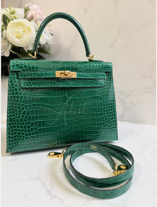 Hermes Kelly 25 Vert Emeraude Shiny Porosus Gold HW New Condition Complete Rec