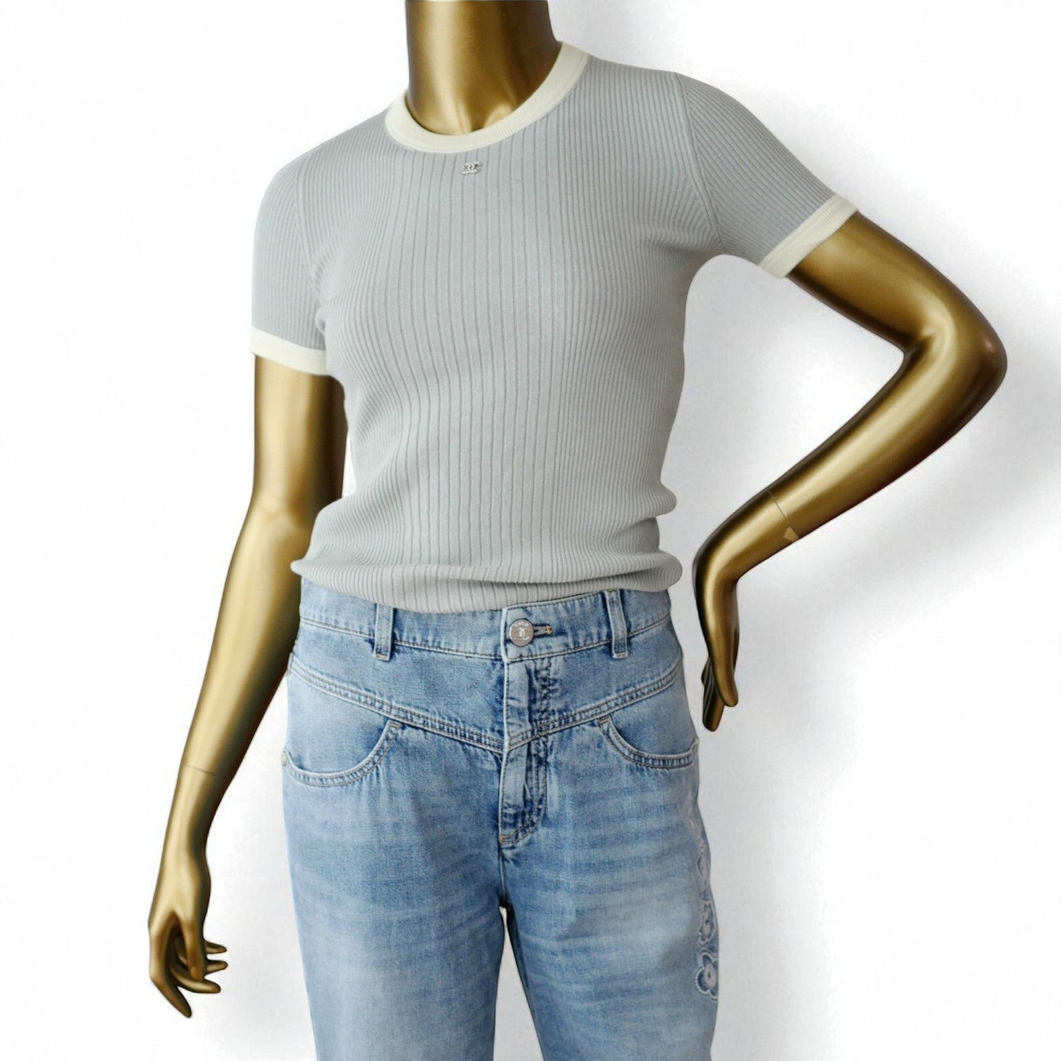 NEW Chanel Coco Beach 2025 Collection T-Shirt Grey  size 34