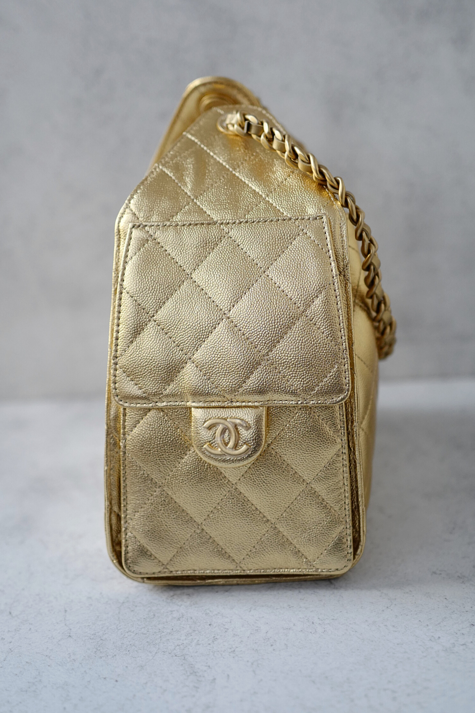 BNIB Chanel 26C Small Hobo Gold Metallic Grained Calfskin with Gold Hardware