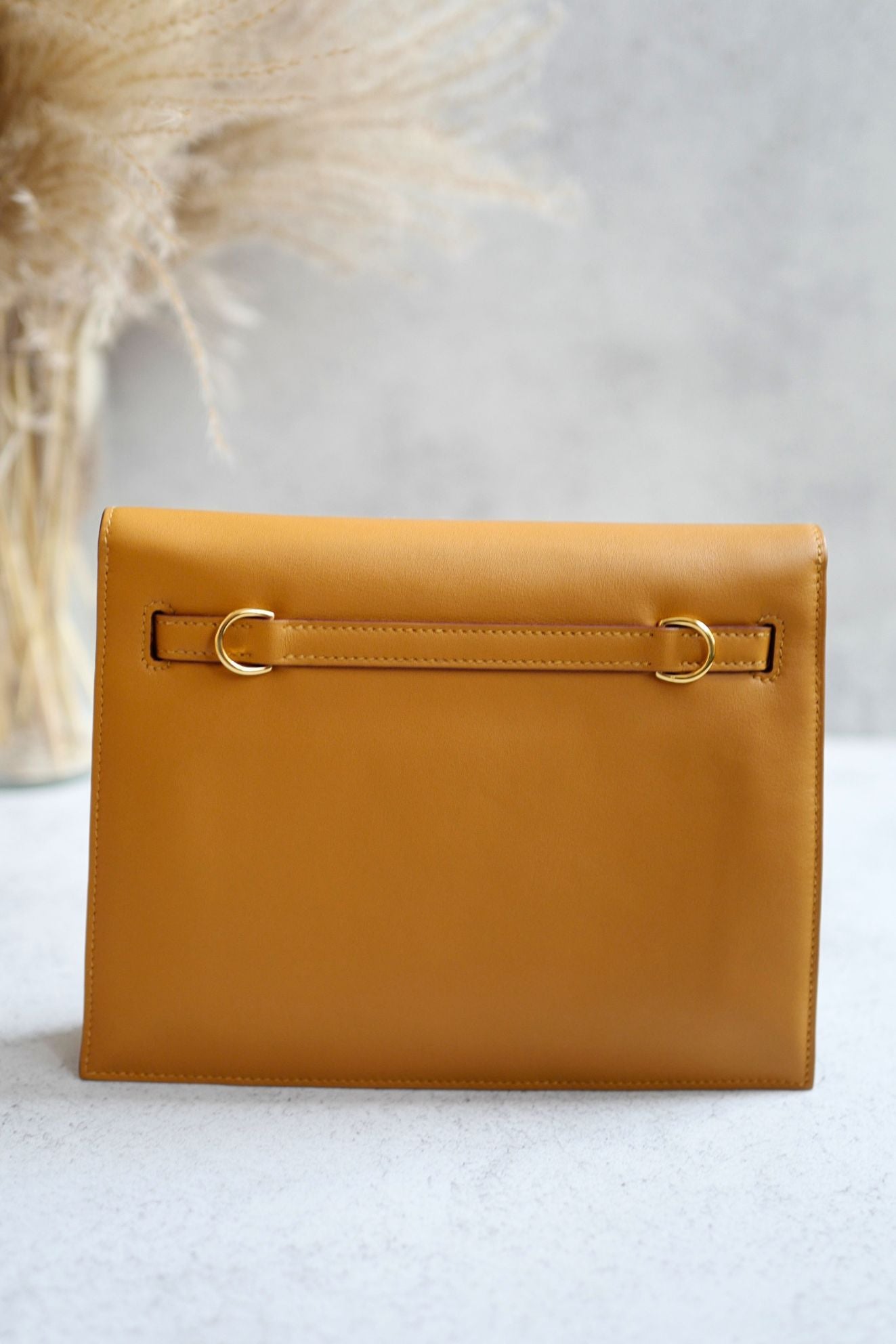 Hermès Kelly Danse Anate Sesame Swift Leather GHW B Stamp 2023