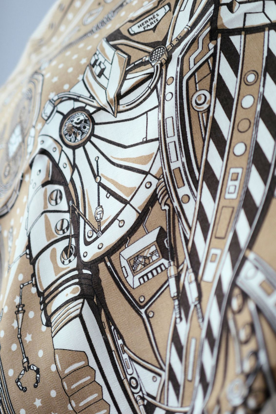 Hermès Scarf Neo Brandebourgs Bandana Frange Kraft Blanc Cashmere Silk 65