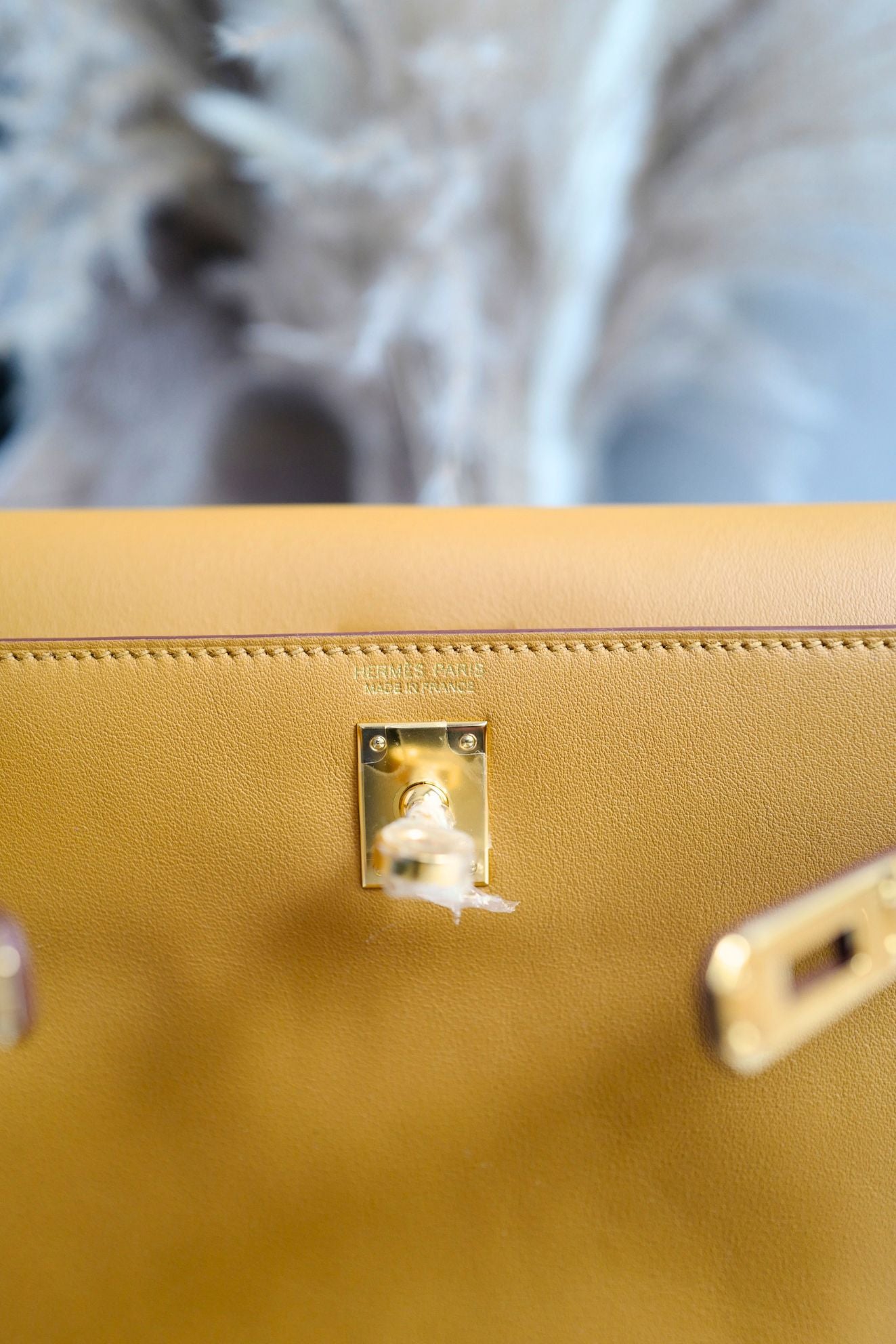 Hermès Kelly Danse Anate Sesame Swift Leather GHW B Stamp 2023