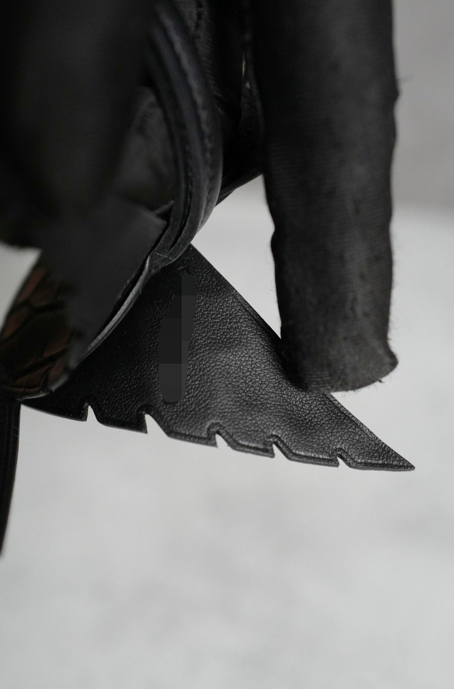 Hermès Birdy Charm Noir Alligator/Lizard/Epsom Calfskin Palladium Hardware