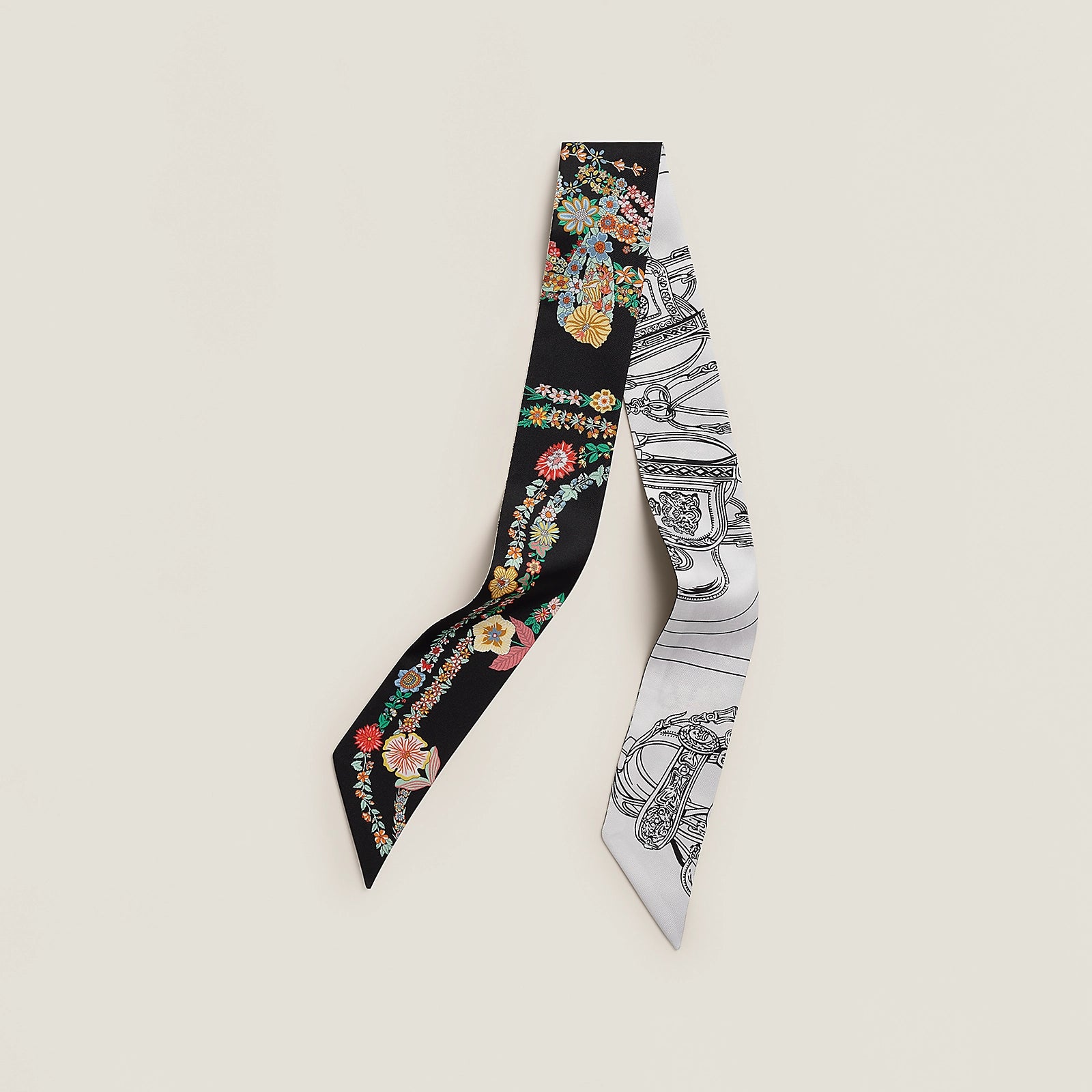 BNIB Hermes Brides de Gala en Fleurs Twilly in noir / multicolor / blanc