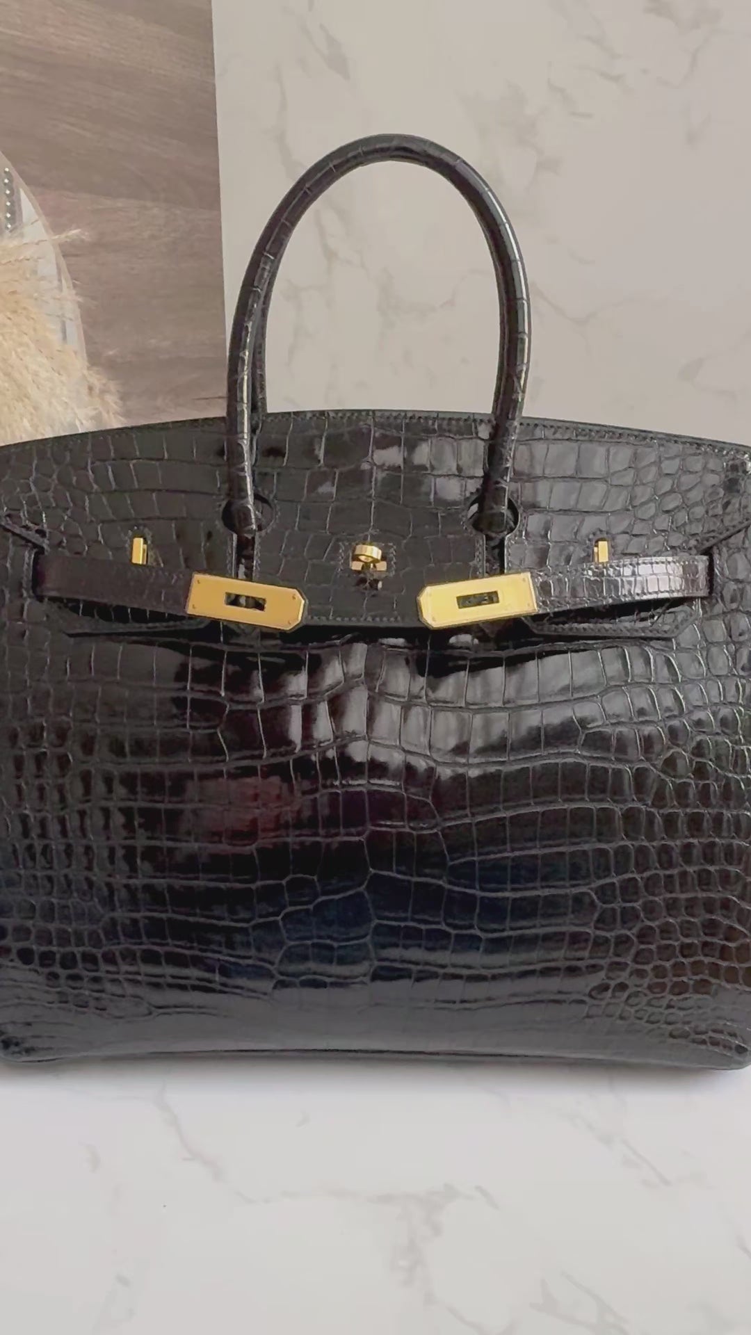 Hermès Birkin 35 Black Shiny Porosus Crocodile Gold HW #D