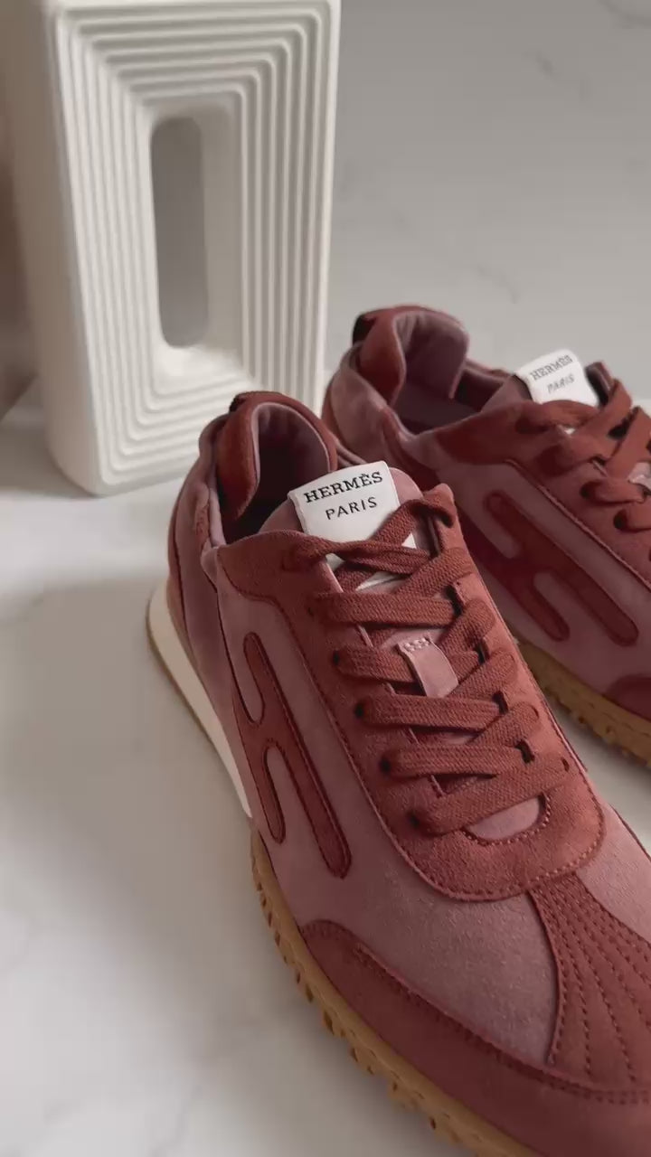 BNIB Hermes Women Sneakers Jet Velvet Rose Antique/Rouge size 38