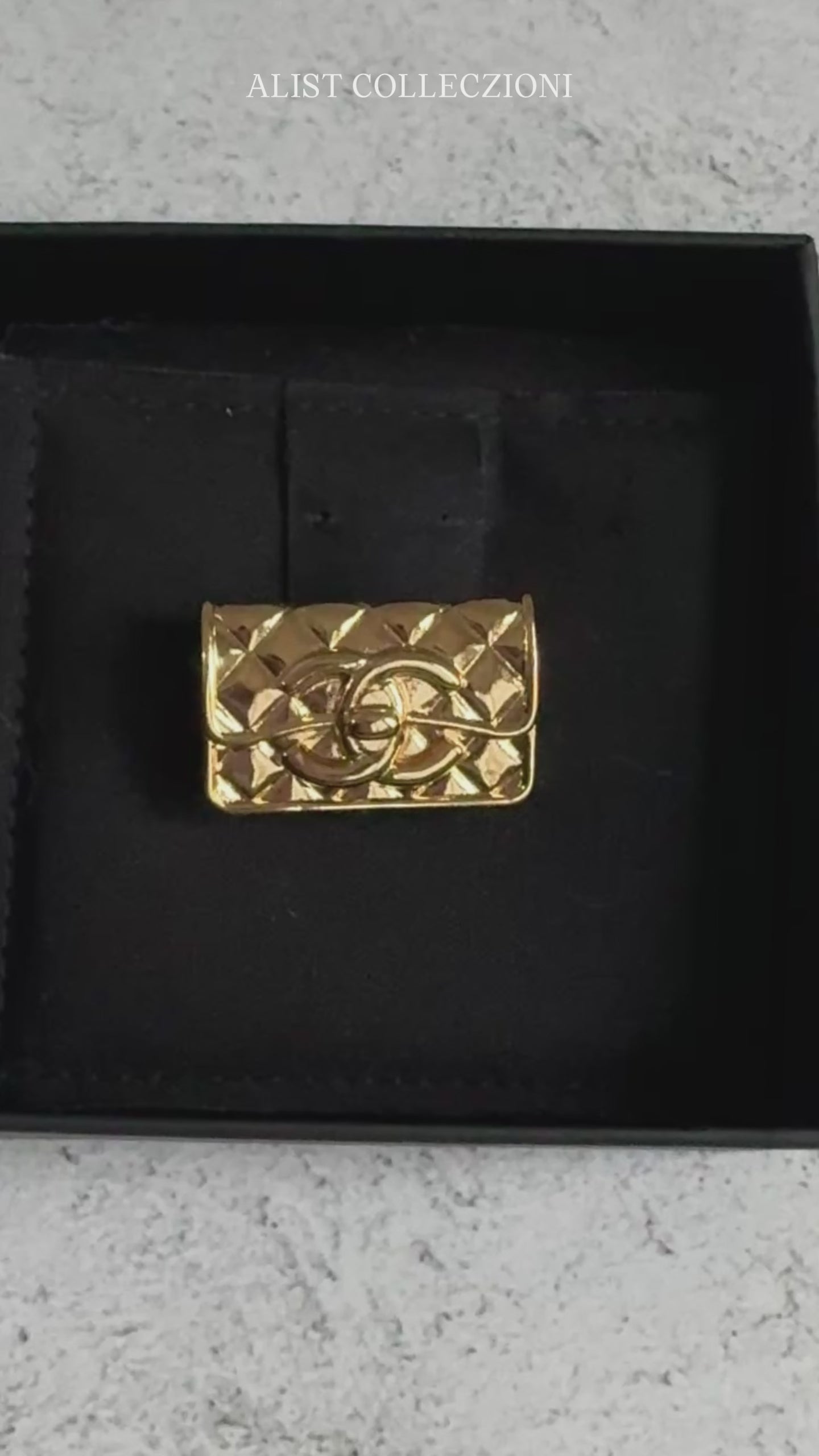 CHANEL Brooch B23K Matelasse bag motif Gold Metal BNIB NEW