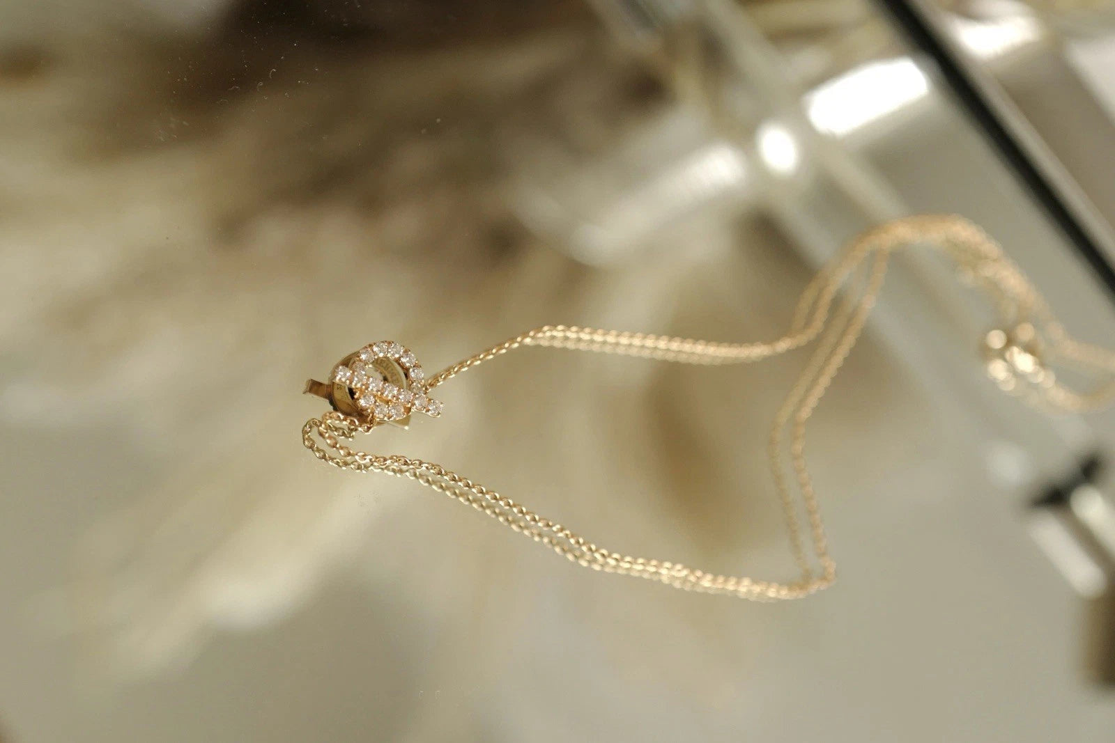 BNIB Hermes Finesse Pendant Necklace 18K Rose Gold and Diamonds NEW