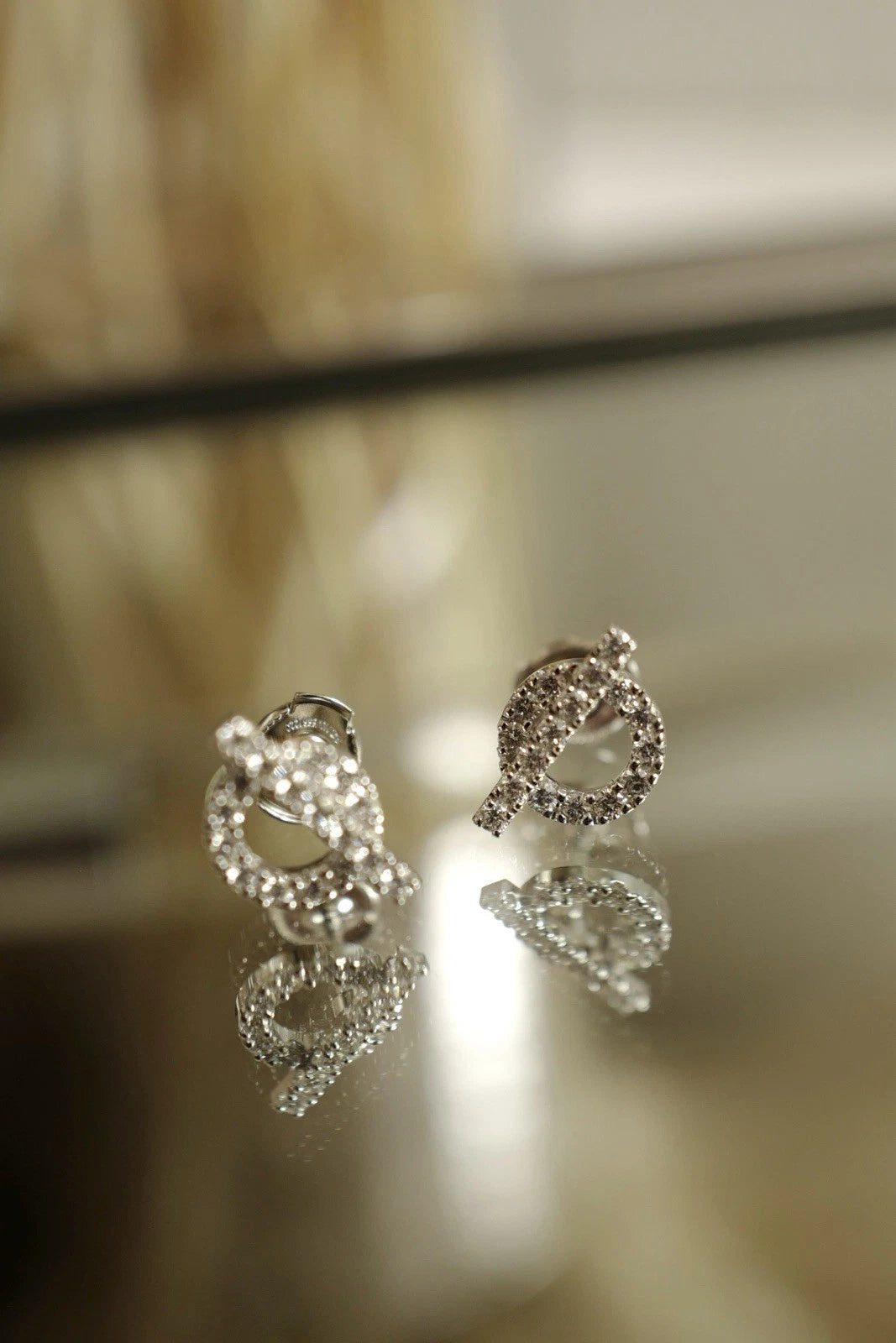 BNIB Hermes Finesse Earrings White Gold With Diamonds $11K Retail