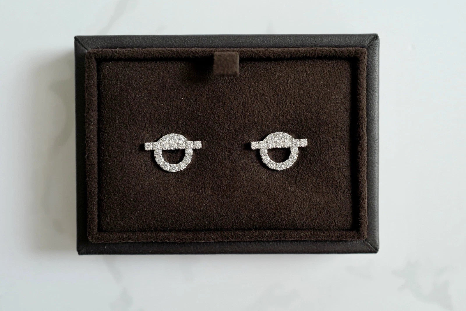 BNIB Hermes Finesse Earrings White Gold With Diamonds $11K Retail