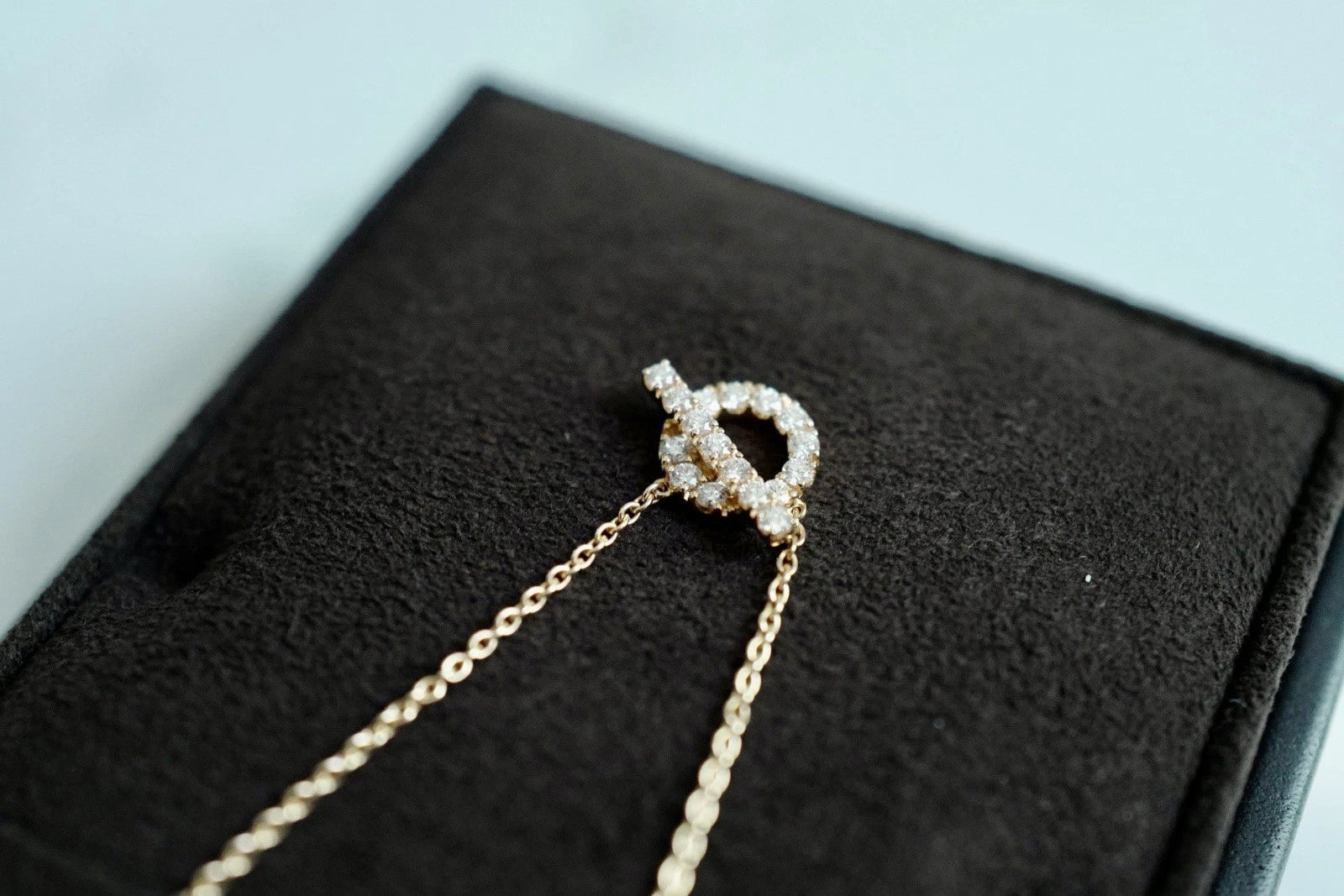 BNIB Hermes Finesse Pendant Necklace 18K Rose Gold and Diamonds NEW