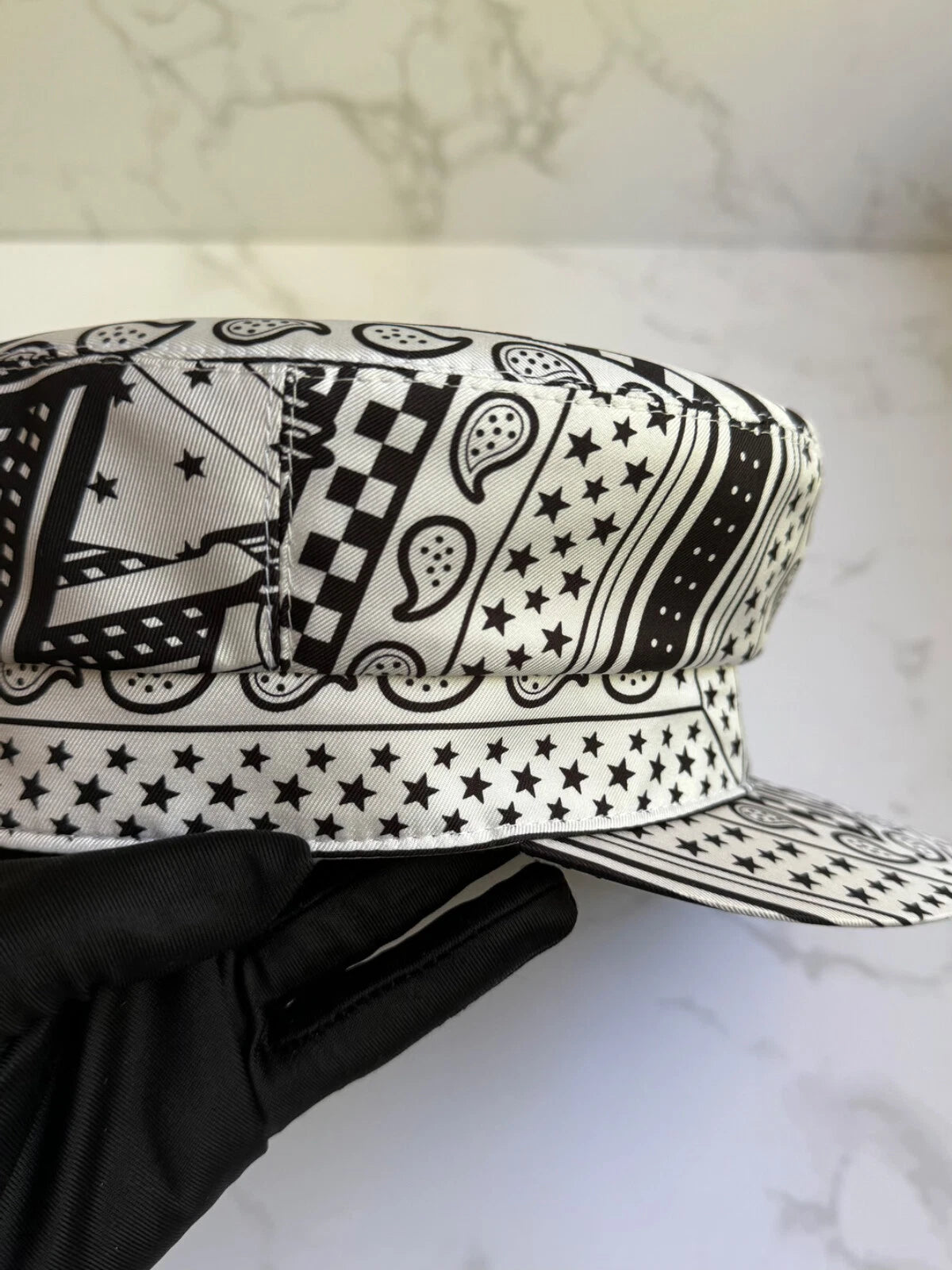 NEW Hermes Women's Deauville Cap Zigzag Printed Silk in Noir 57