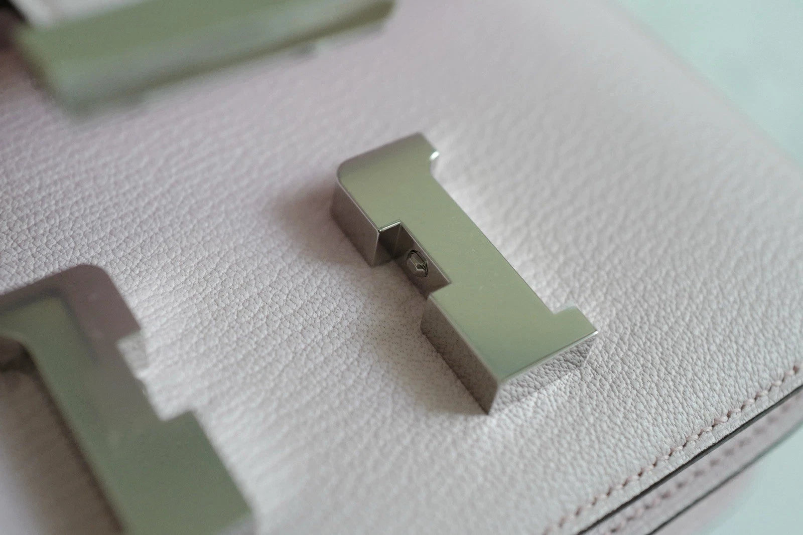 BNIB Hermes Mini Constance 18 Rose Darling Chevre leather with Palladium HW 2025