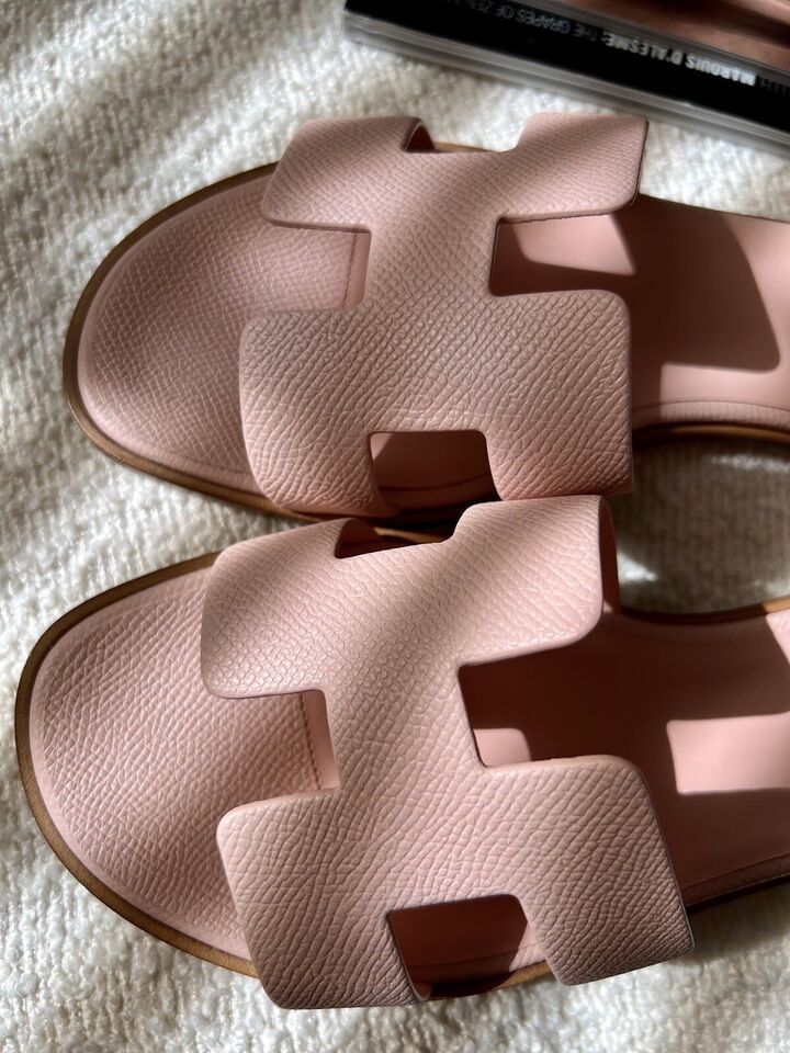 Hermes Santorini Sandal In Rose Pale Pink Epsom Leather Size 38