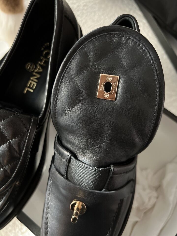 CHANEL Black Quilted Flap Turnlock Gold CC Logo Loafers Size 38